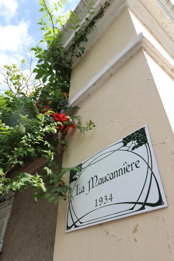 La Maucanniere Joué-lès-Tours Exterior foto